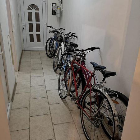 בודפשט Anna 2 Bedrooms 2 Bathrooms 6 Bikes מראה חיצוני תמונה